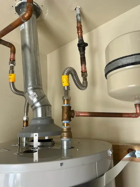 Water heater installation and plumbing repair in University Woods